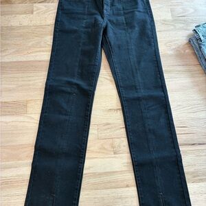 Levi's woman’s  black Straight Jeans